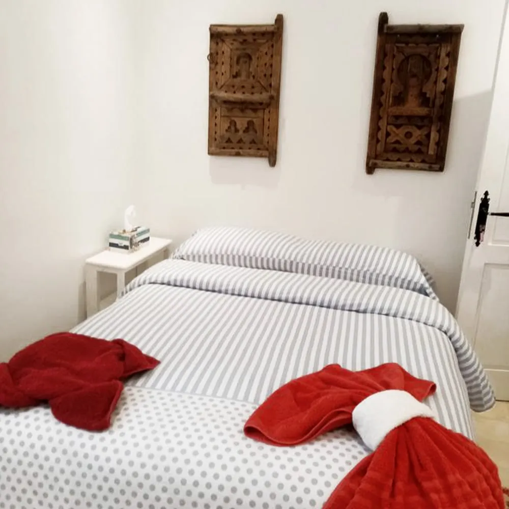 Double room with private bathroom